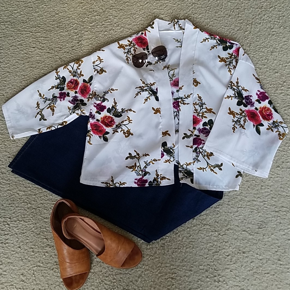 Floral Open Front Kimono NWOT